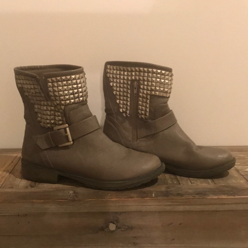 Women’s Booties Size 8.5